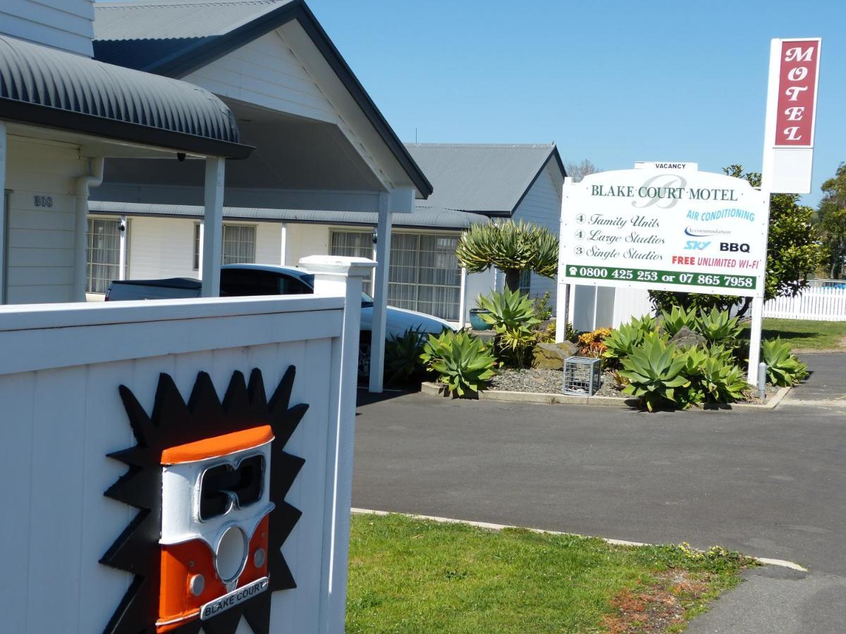 Blake Court Motel Whangamata Exterior photo